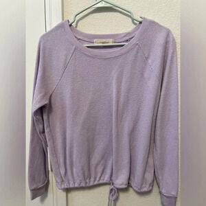 No comment Lavender color long sleeve top size M